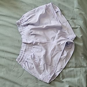Lululemon Hotty Hot High-Rise Lined Short 2.5"